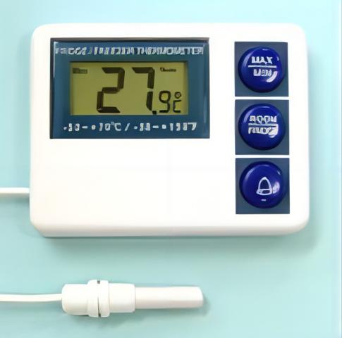 日本SHINTECH适用冷藏冷冻室带报警功能的热敏电阻温度计NS-TTM3